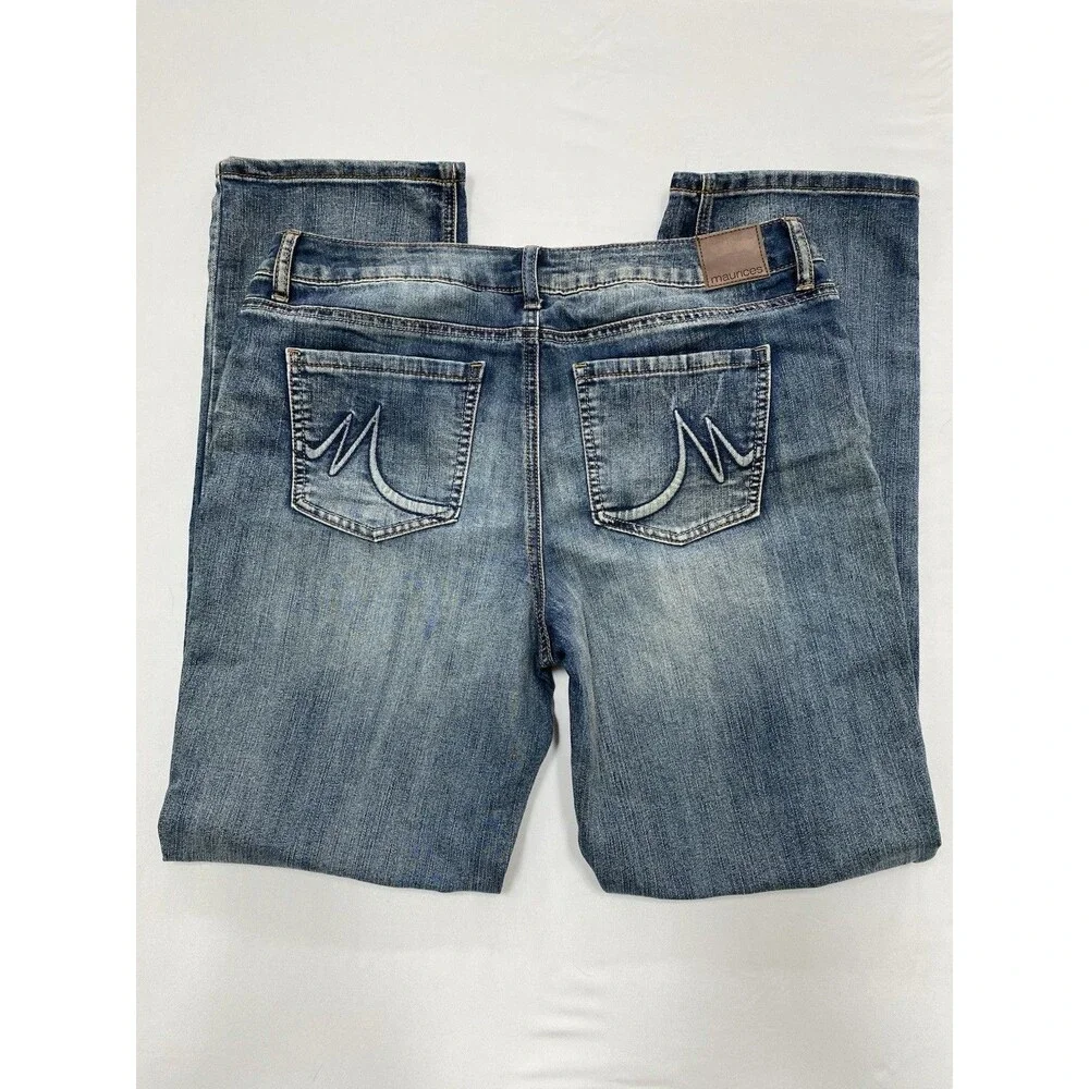 Maurices Medium Wash Straight Leg Jeans Size 14 Regular Stretch Denim